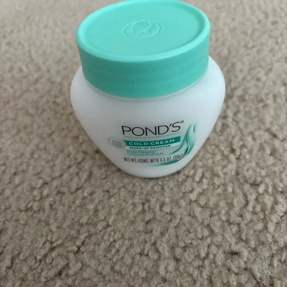 New Pond's Cold Cream Cleanser and Makeup Remover 3.5 oz hypoallergenic - Picture 8 of 9